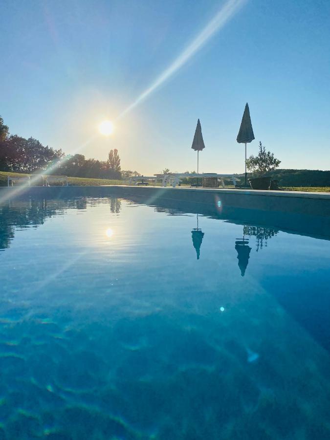 Domaine De Cazal - Gite 2 Pers Avec Piscine Au Coeur De 26 Hectares De Nature Preservee Βίλα Saint-Cyprien  Εξωτερικό φωτογραφία